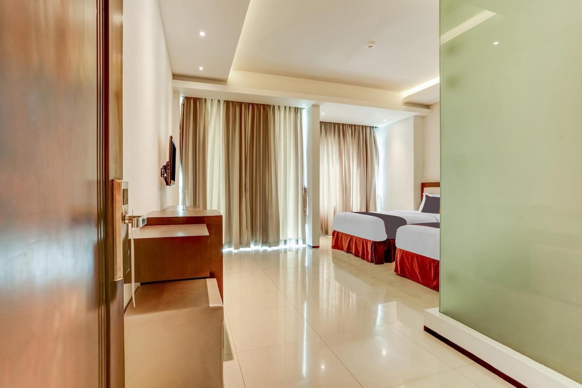Collection O Legian Near Pantai Kuta Formerly Premium Legian Екстериор снимка