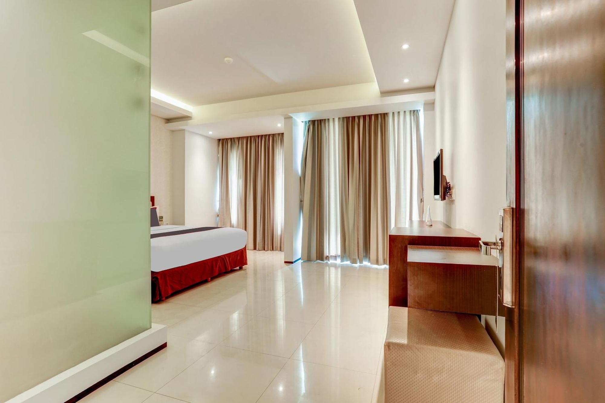 Collection O Legian Near Pantai Kuta Formerly Premium Legian Екстериор снимка