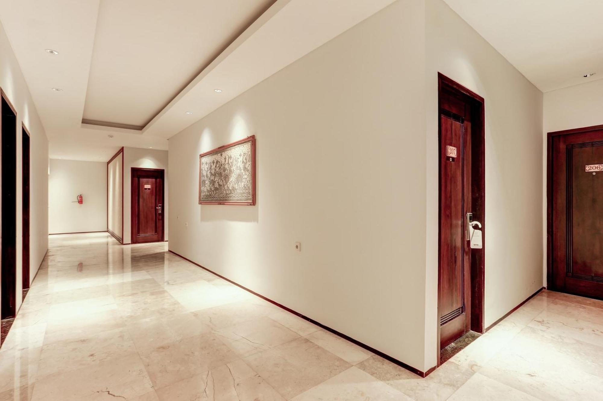 Collection O Legian Near Pantai Kuta Formerly Premium Legian Екстериор снимка